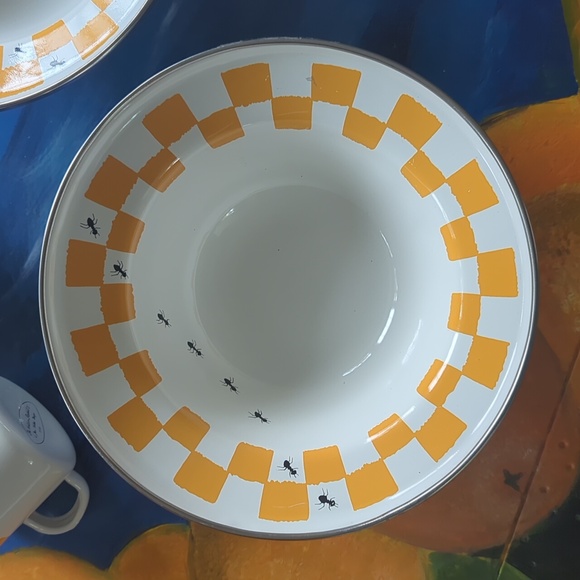 The Golden Rabbit II‎ Joan Wilkes Checkers & Ants Enamelware Bowls & Cup… - Picture 5 of 10